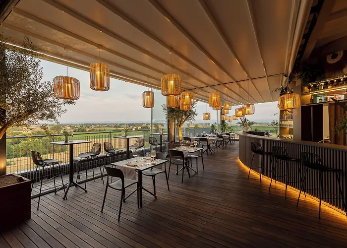 호텔 New Ipoint 4*