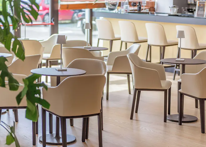 فندق New Ipoint 4*