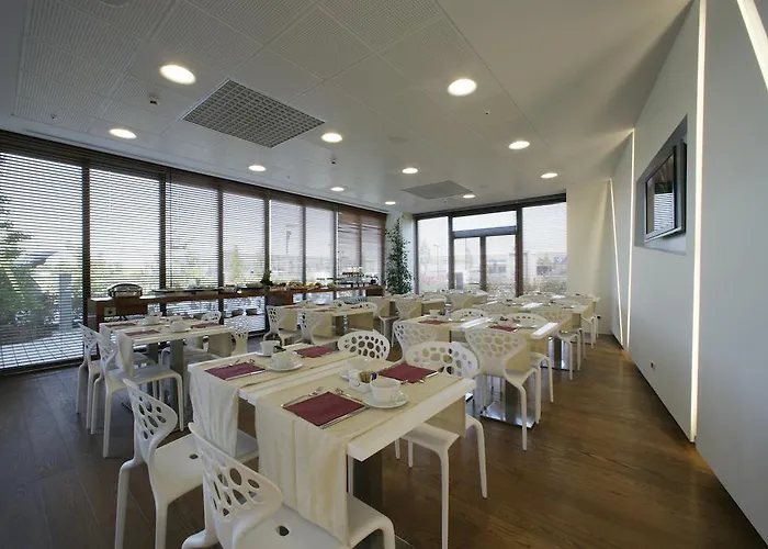 New Ipoint Hotel San Giovanni in Persiceto